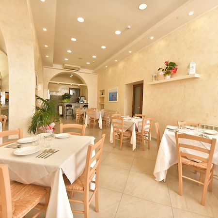 Albergo Atlantic Ischia Buitenkant foto