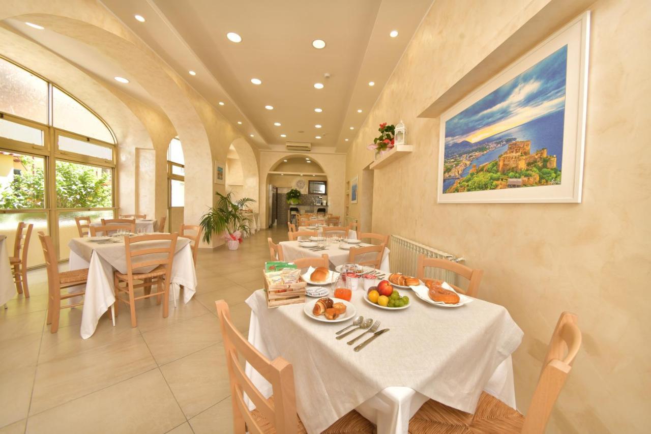 Albergo Atlantic Ischia Buitenkant foto