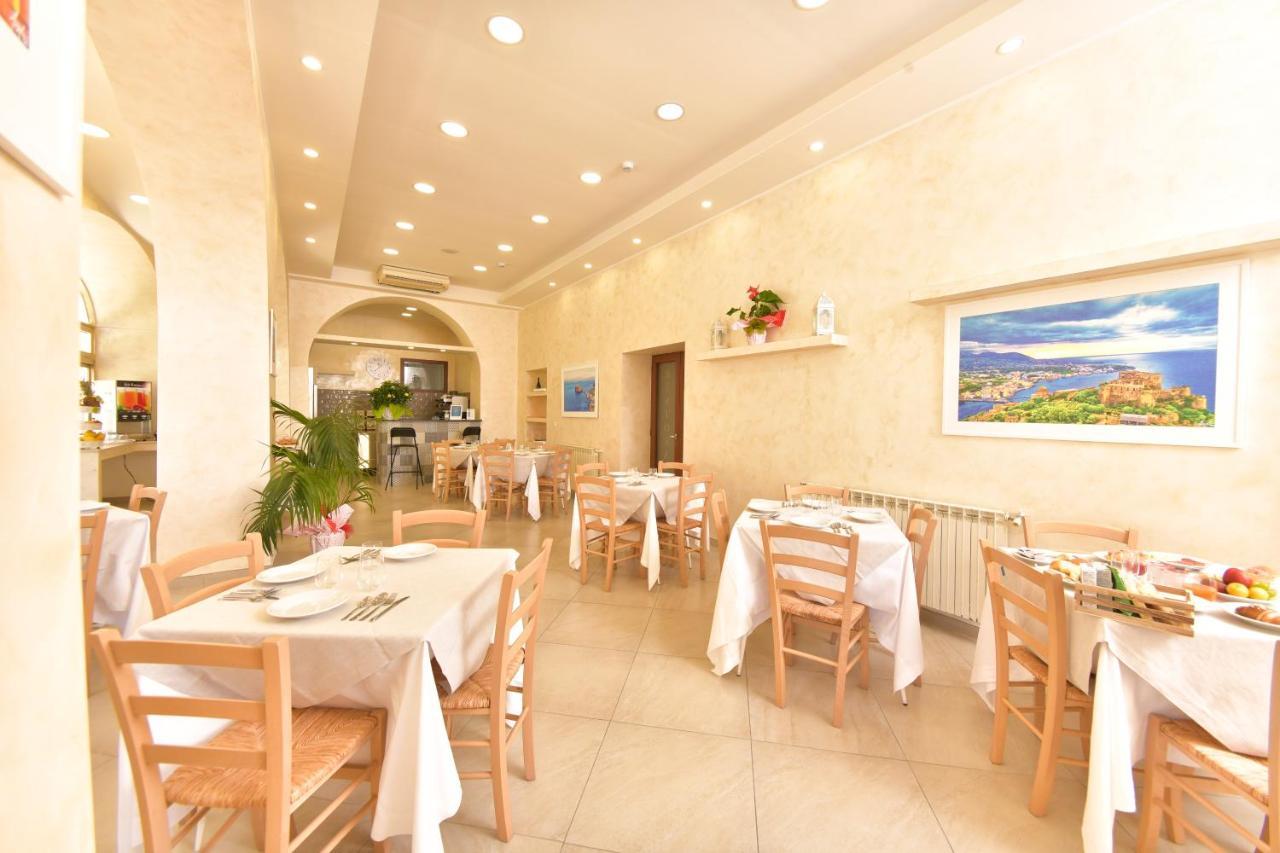 Albergo Atlantic Ischia Buitenkant foto
