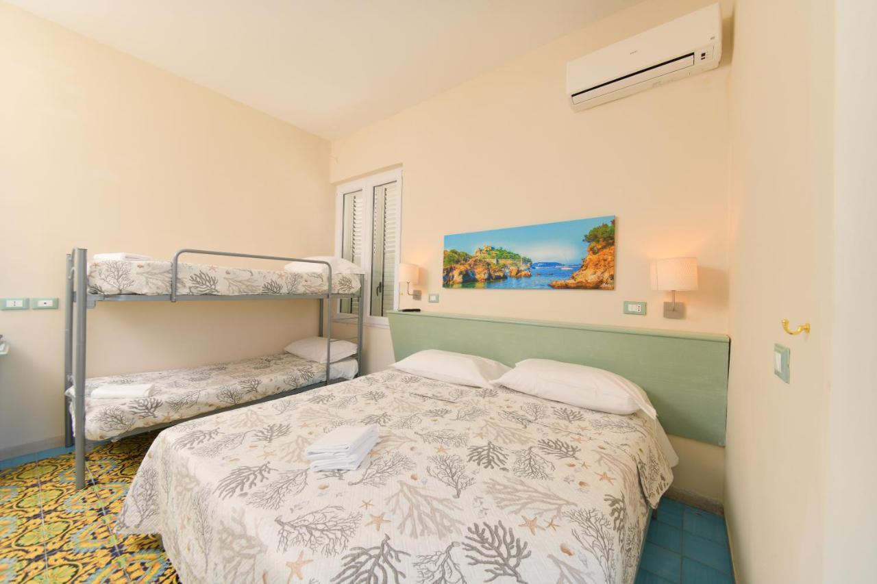 Albergo Atlantic Ischia Buitenkant foto