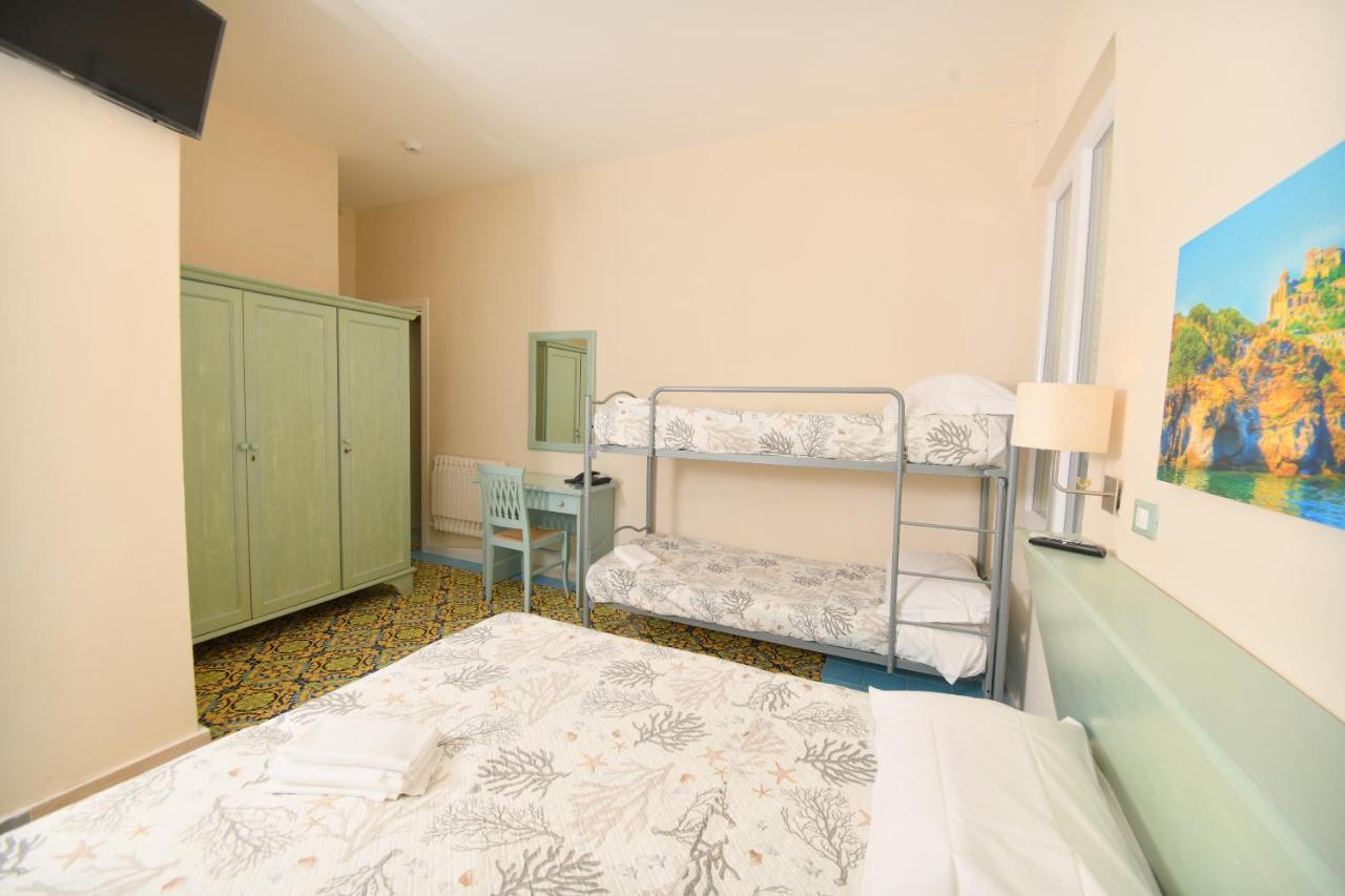 Albergo Atlantic Ischia Buitenkant foto